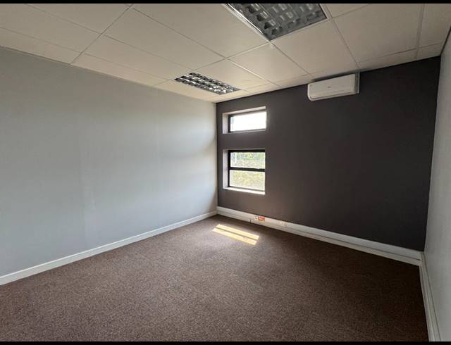470M² OFFICE TO LET IN WORCESTER CENTRAL